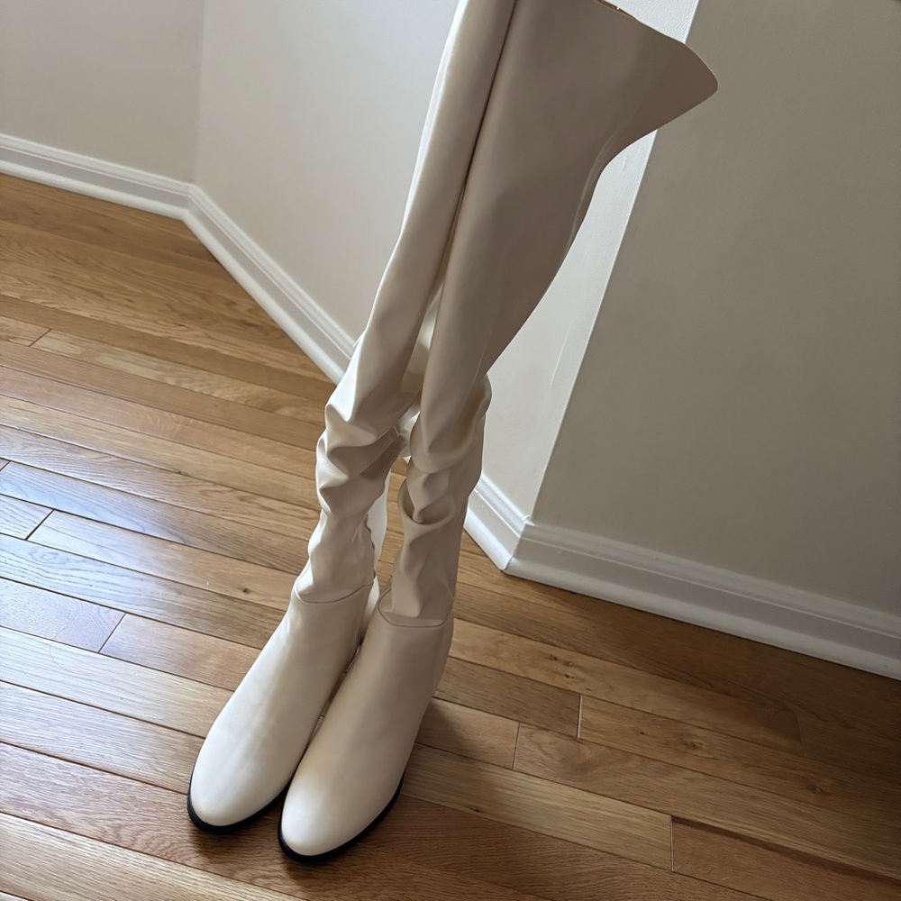 Over the knee slouchy boots NWOT